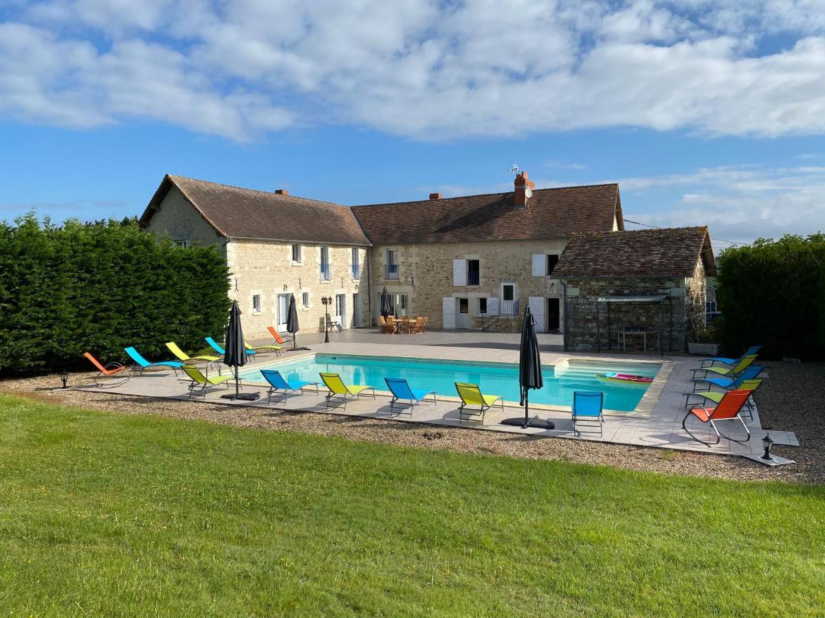 Kourline Villalunoterie Futuroscope Piscine Spa Oyre Exterior photo
